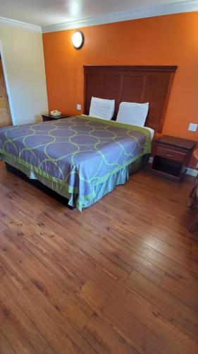 Single Room - Disability Access