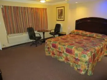Delmonico Motel 7